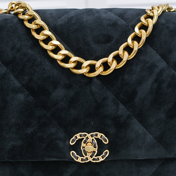 シャネルバッグ素材ディテール